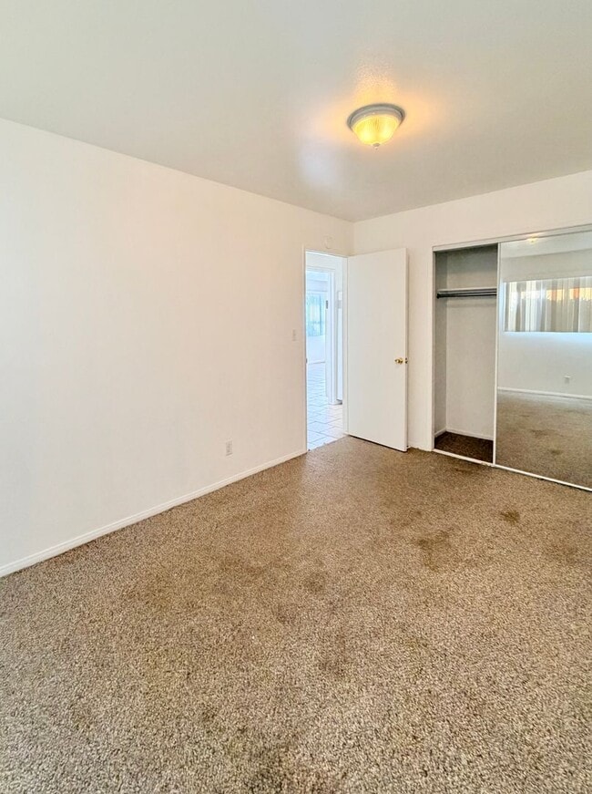 Foto del edificio - 3325 Porter Ln