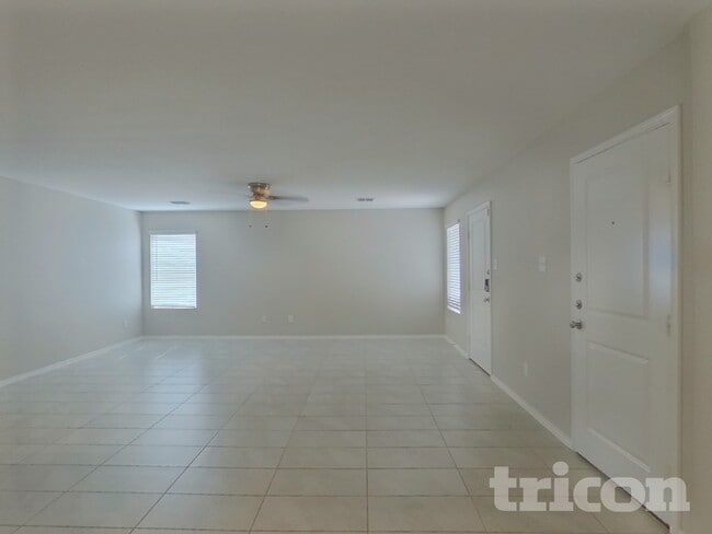 Building Photo - 11848 Mancos Trl