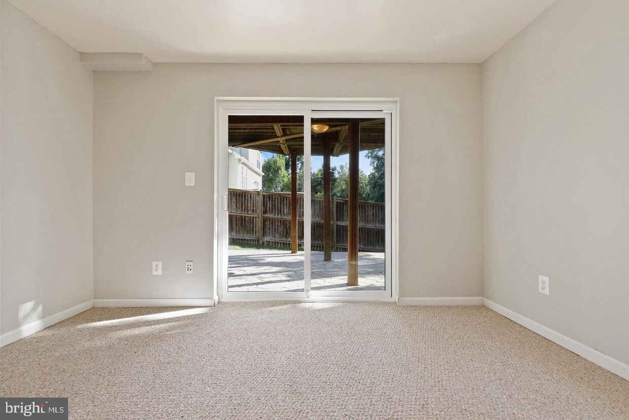 4026 TOWHEE Ct, WOODBRIDGE, VA 22193 Room for Rent in WOODBRIDGE, VA