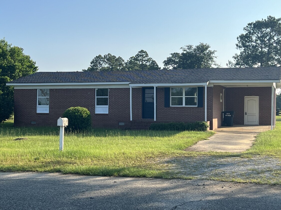 128 Sunny Ln, Dublin, GA 31027 House Rental in Dublin, GA