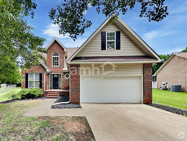 Building Photo - 140 Tennyson Ct