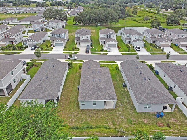 Foto del edificio - RENTAL AVAILABLE NOW