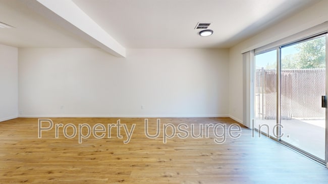 Building Photo - 3360 Magnums Way