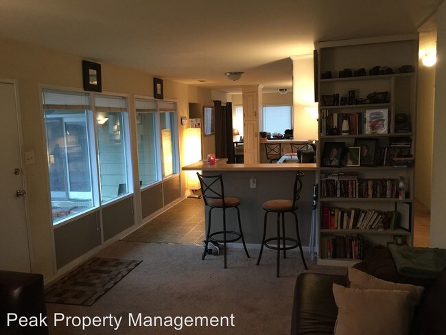 Foto del edificio - 3 br, 1.5 bath House - 2219 N Robert Bruce
