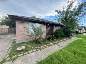 Building Photo - 3723 Westmeadow