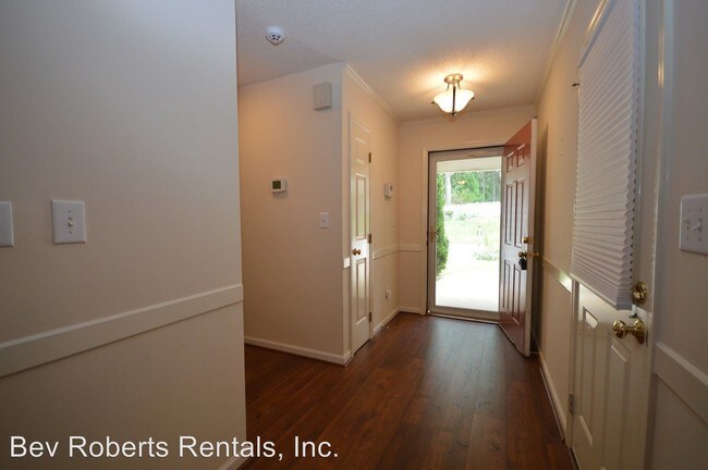 Building Photo - 3 br, 2 bath House - 104 Kramer Court