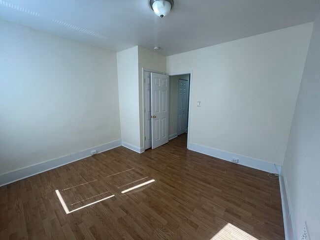 Foto del edificio - 444 Furrow St