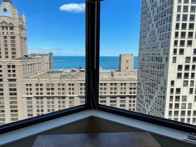 Foto del edificio - 401 E Ontario St