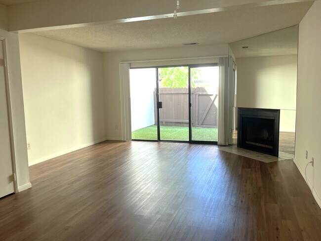 Building Photo - 9302 Woodruff Way