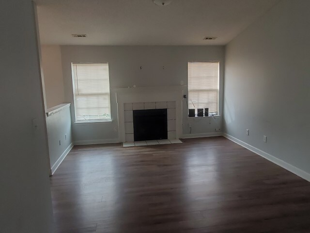 Foto del edificio - 339 Graham Meadow Dr