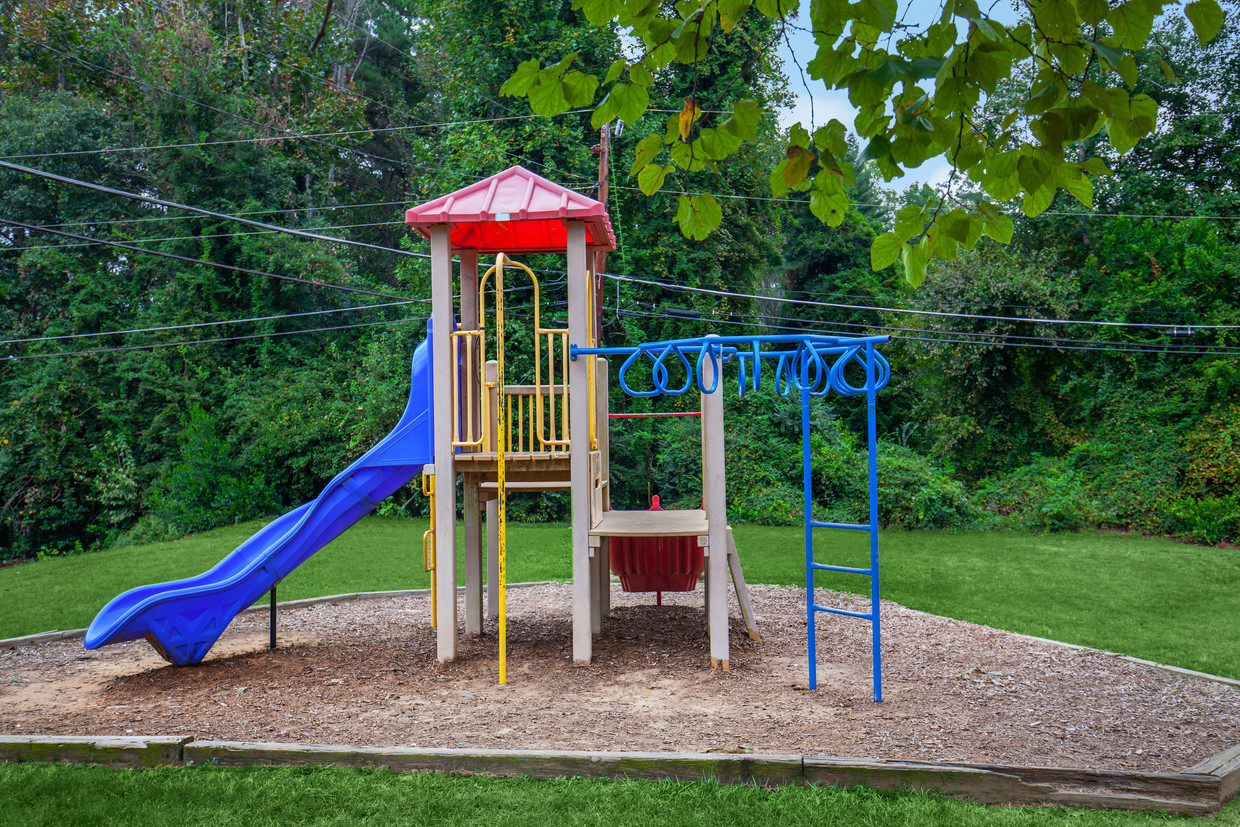 Área de juegos para niños - The Commons at Briarwood Park