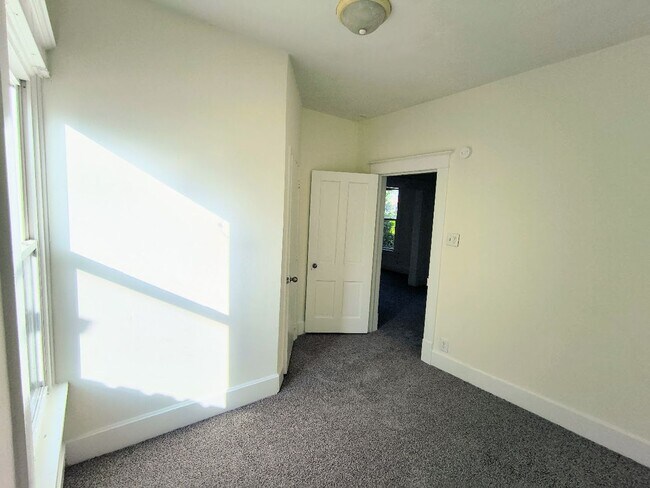 Foto del edificio - Coming soon! 2 Bed 1 Bath in Cozy Central ...