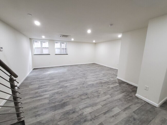 Foto del edificio - 756 40th St