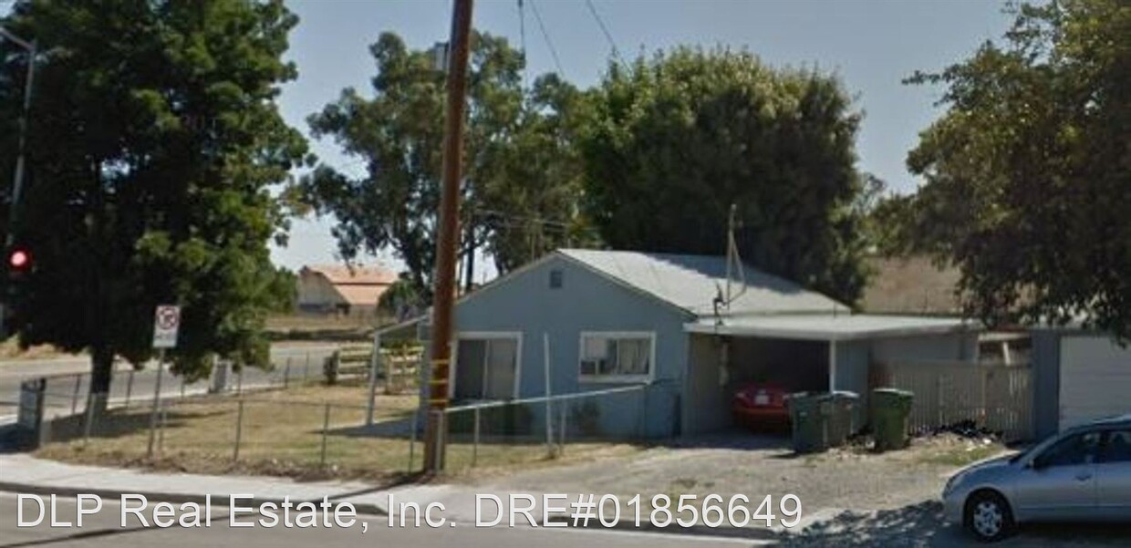 Primary Photo - 2 br, 1 bath House - 2505 E. Pacheco Blvd.
