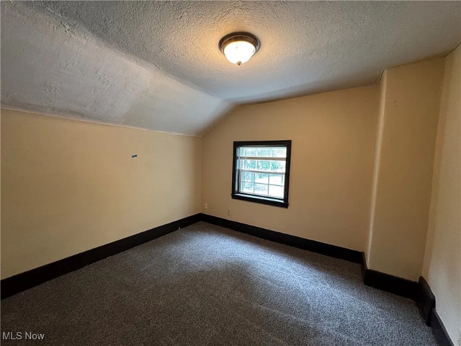 Foto del edificio - 1835 Hillcrest Rd NW