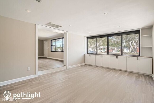 Foto del edificio - 3 br, 2 bath House - 4010 W Montgomery Ter...
