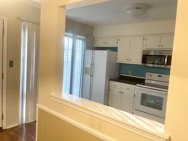 Foto del edificio - 720 Coventry Ln