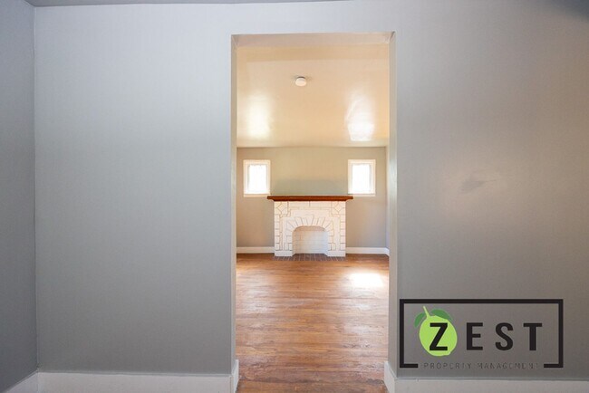 Foto del edificio - 5235 Haverhill St