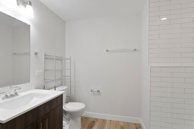 Foto del edificio - 1531 W Howard St