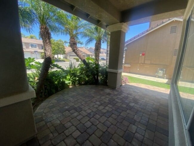 Building Photo - Private Tropical Retreat in Rancho Del Oro – Single-Story 3BR Home