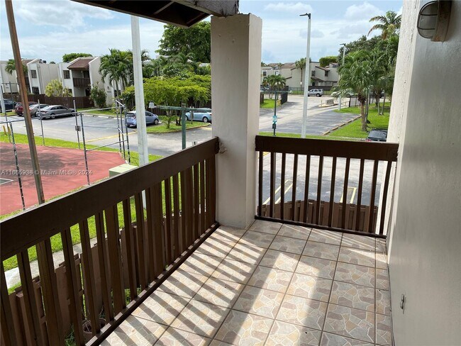 Foto del edificio - 10135 NW 9th St Cir