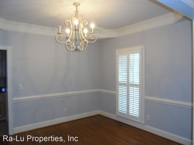 Building Photo - 5 br, 4.5 bath House - 495 Burkes Crossing Dr