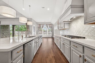Building Photo - 1835 Brooking Hill Ct
