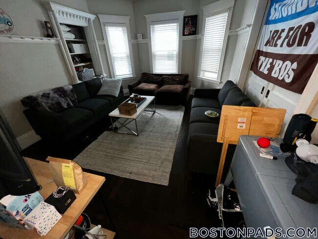 Foto del edificio - 69 Bromfield Rd