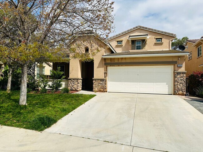 Building Photo - Murrieta Home for Rent on the Greens