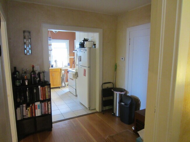 Foto del edificio - 340 S Grand Ave