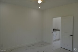 Building Photo - 2610 34th St W
