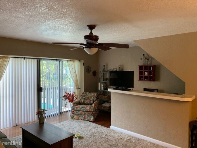 Building Photo - 3 br, 3 bath Condo - 4553 N O'Connor Rd