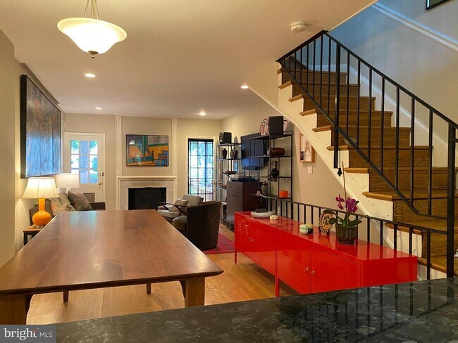 Foto del edificio - 339 11th St SE