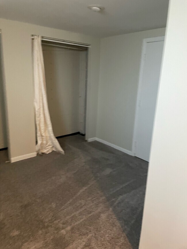 Foto del edificio - 5855 Ralston Ave