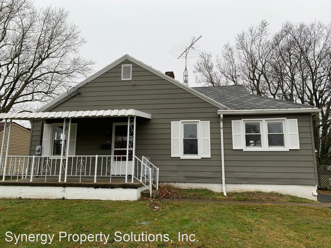 Primary Photo - 2 br, 1 bath House - Fairlawn Ave 364 Rich...