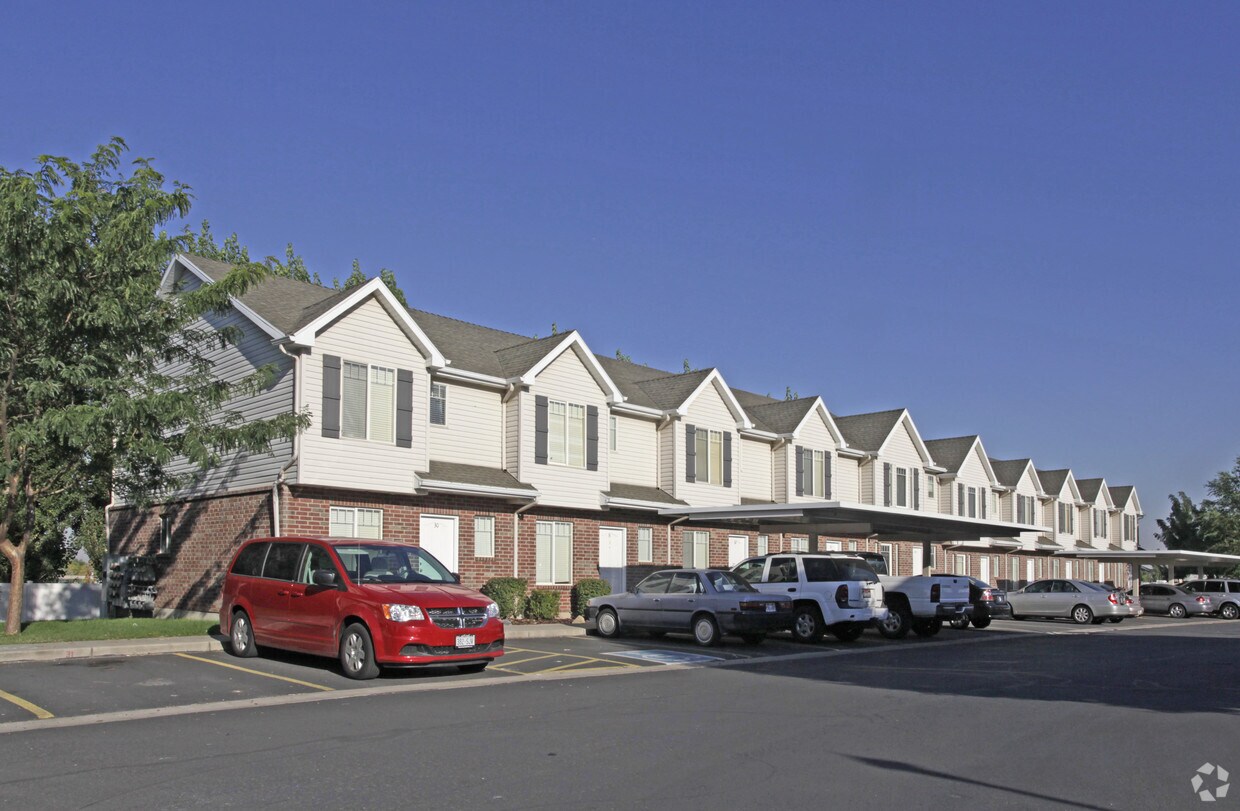 Foto principal - Pages Place Townhomes