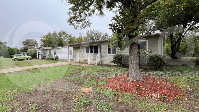 Foto del edificio - 2627 Hearthstone Dr