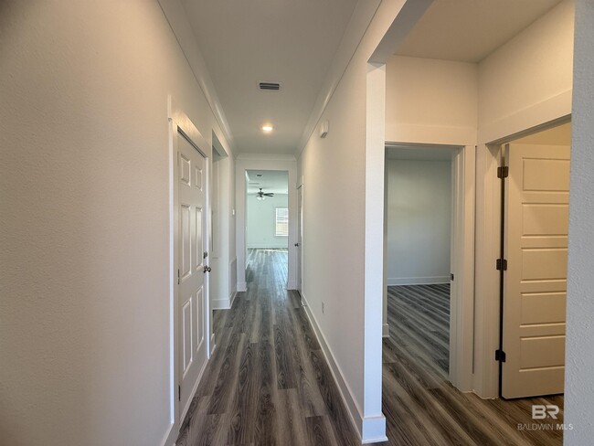 Building Photo - 408 Meriwether Ct