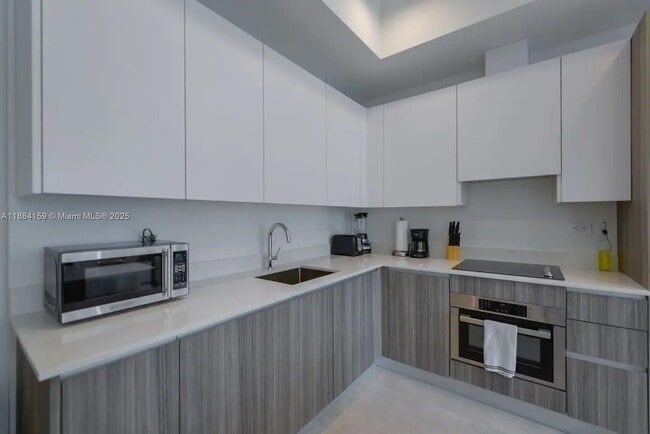Foto del edificio - 239 SW 9th St