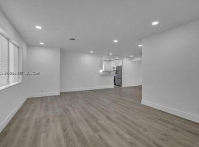 Foto del edificio - 3811 NW 6th Pl