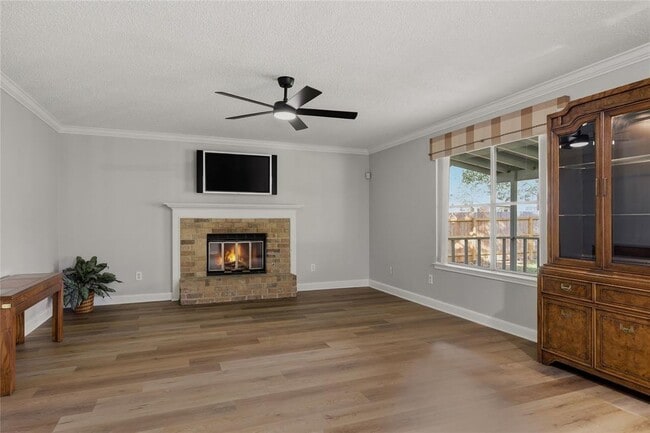 Building Photo - 11604 Buttonwood Dr