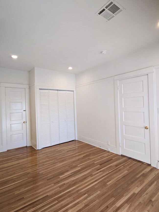 Bedroom 1 - 128 E Avenue 32