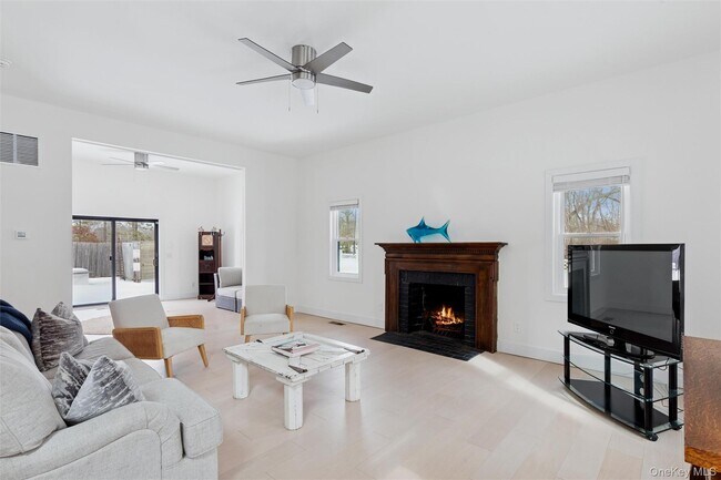 Building Photo - 34 Starboard Rd