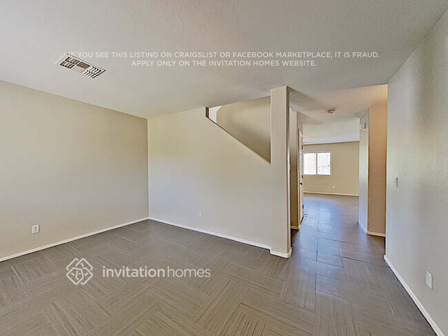 Foto del edificio - 30546 N Honeysuckle Dr