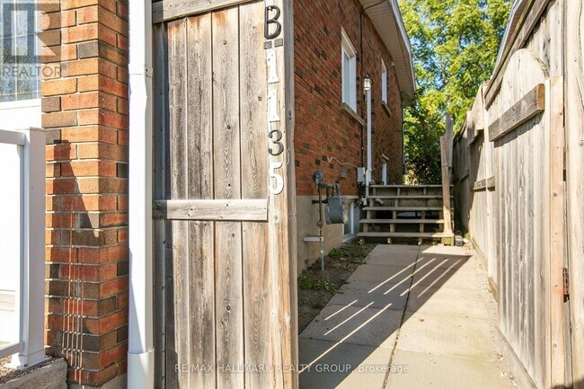 Photo du bâtiment - 1135 Maitland Ave