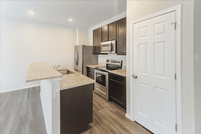 Building Photo - 14631 Stirrup Trce