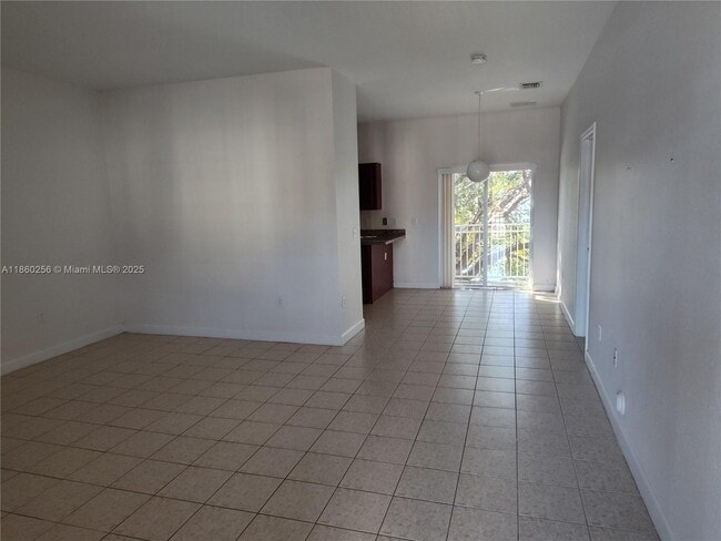 Foto del edificio - 364 NE 25th Pl