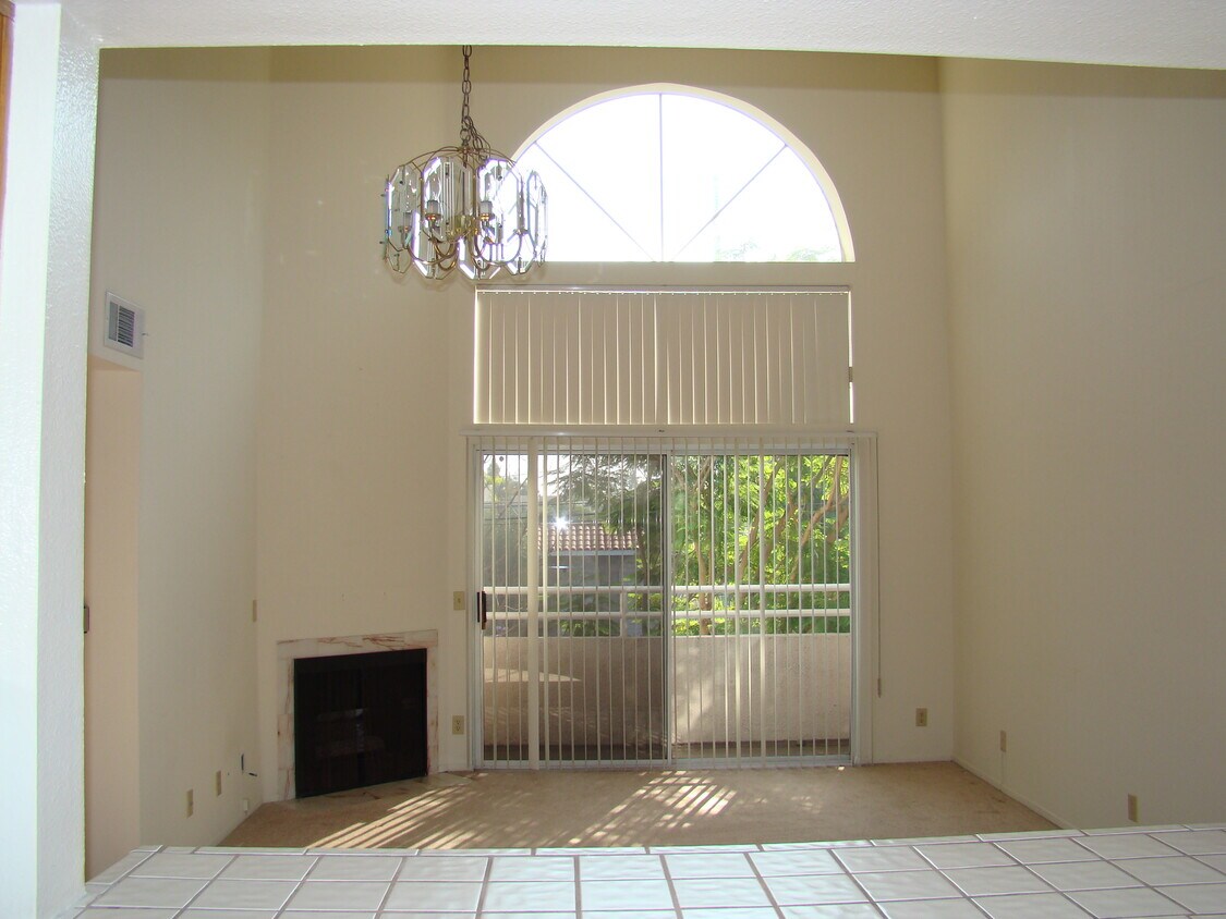 Living room window - 4631 Kester Ave