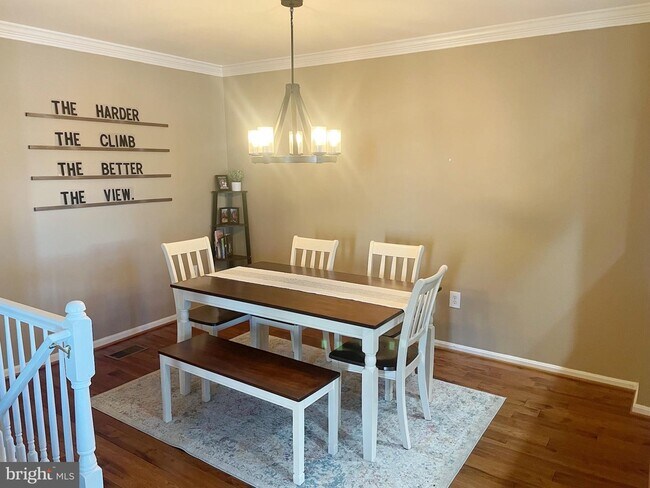 Foto del edificio - 12861 Fair Briar Ln