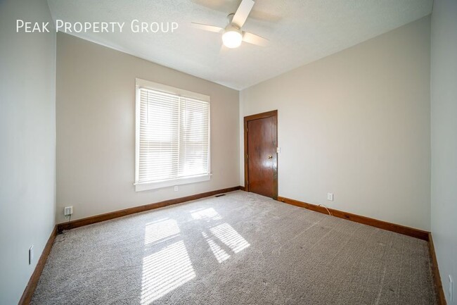Building Photo - 732 Neil Ave